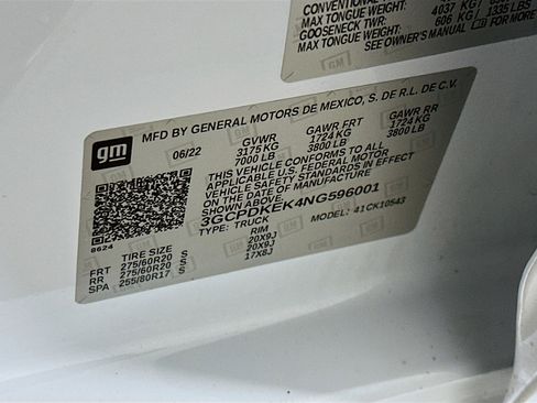 Used 2022 Chevrolet Silverado 1500 LT image 12