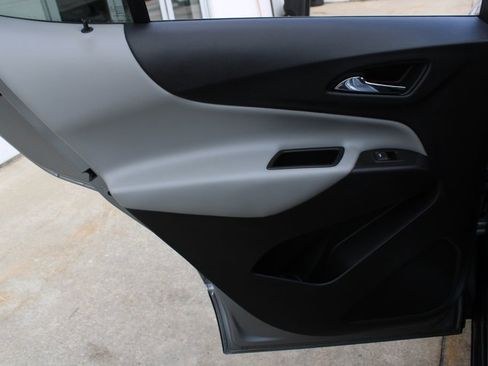 Used 2024 Chevrolet Equinox LS w/ LS Convenience Package FWD image 20
