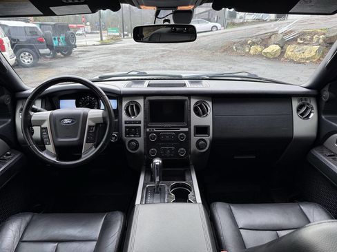 Used 2016 Ford Expedition Limited w/ Equipment Group 301A image 15
