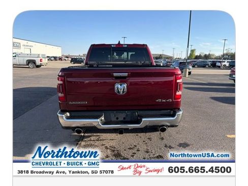 Used 2022 RAM 1500 Laramie AWD/4WD image 35