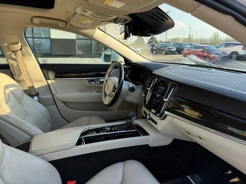 Used 2018 Volvo S90 T5 Momentum w/ Convenience Package AWD/4WD image 25