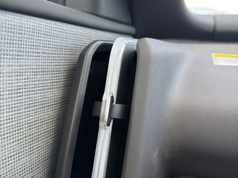 New 2026 Volvo EX30 Cross Country Ultra w/ Protection Package Premier image 40