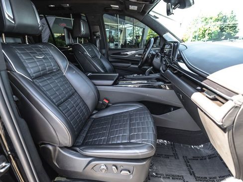 Used 2024 Cadillac Escalade V w/ LPO, Floor Liner Package AWD/4WD image 28