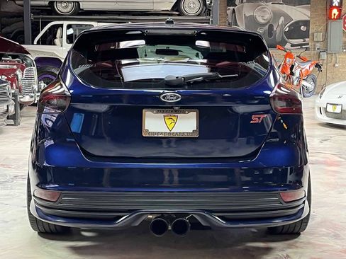 Used 2016 Ford Focus ST FWD image 6