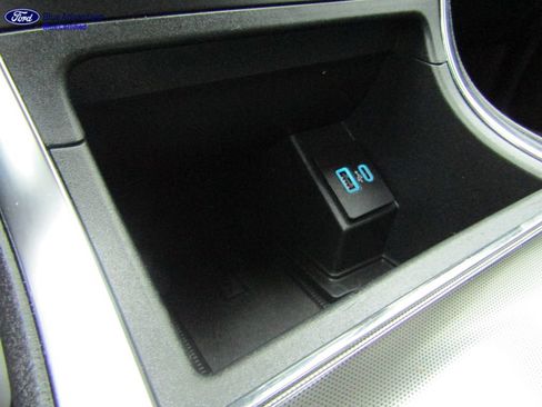Certified 2024 Ford Edge Titanium AWD/4WD image 40