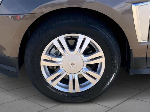 Used 2015 Cadillac SRX Luxury w/ Driver Awareness Package image 10