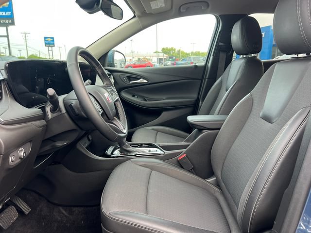 Used 2024 Buick Encore GX Preferred w/ Comfort Package AWD/4WD image 4