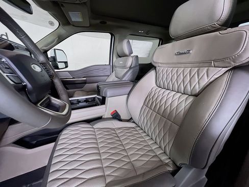 New 2026 Ford F350 Platinum w/ Platinum Plus Package image 25