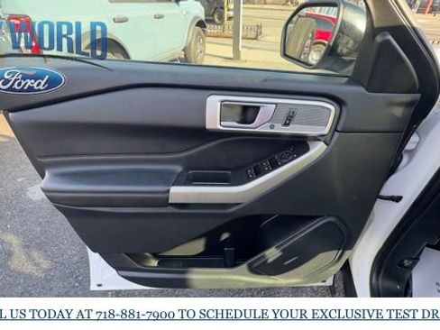 Used 2023 Ford Explorer XLT w/ Equipment Group 202A image 8