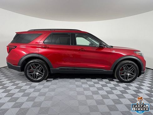Certified 2025 Ford Explorer ST-Line w/ ST-Line Street Pack AWD/4WD image 7