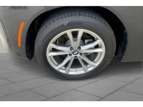 Used 2025 BMW X3 xDrive30i w/ Premium Package AWD/4WD image 11