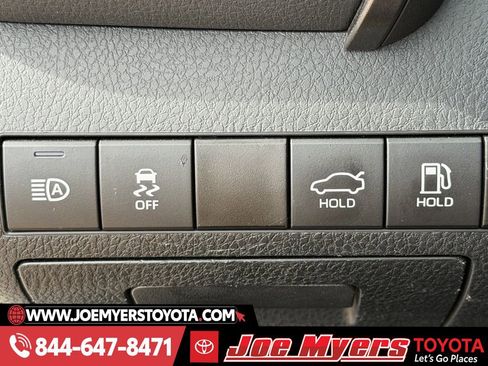Used 2024 Toyota Camry SE image 27
