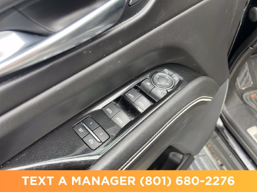 Used 2021 Cadillac Escalade ESV Premium Luxury Platinum AWD/4WD image 13