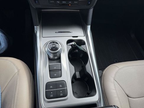 Used 2020 Ford Explorer Limited RWD image 18