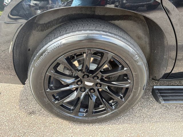 Used 2021 Cadillac Escalade Sport Platinum AWD/4WD image 17