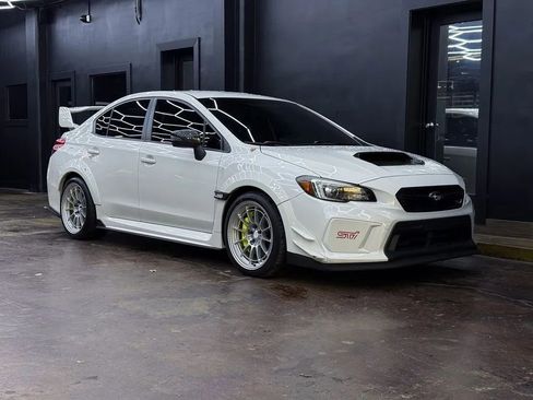 Used 2018 Subaru WRX STI image 11