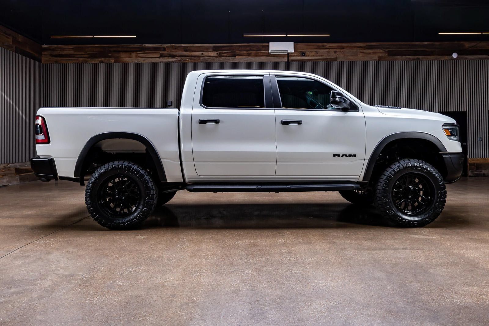 Used 2024 RAM 1500 Rebel w/ Rebel Level 1 Equipment Group AWD/4WD image 11