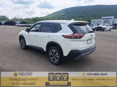 Used 2023 Nissan Rogue SV image 6