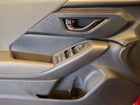 Certified 2024 Subaru Crosstrek 2.0i Premium image 14