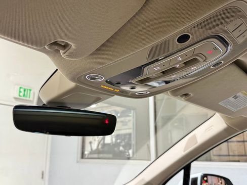 Used 2018 Audi Q7 3.0T Prestige w/ Prestige Package image 16