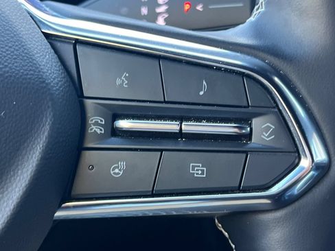 Used 2024 Chevrolet Equinox EV LT FWD image 35