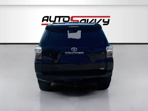 Used 2024 Toyota 4Runner SR5 Premium w/ Moonroof Package RWD image 6