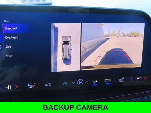 Used 2025 Chevrolet Traverse Z71 w/ Enhanced Driving Package AWD/4WD image 5