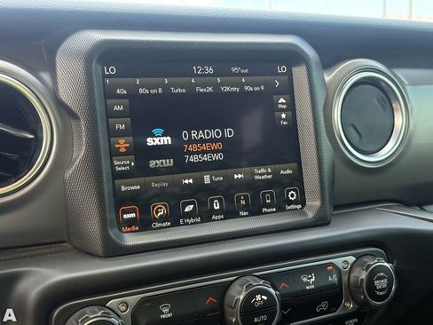 Certified 2023 Jeep Wrangler Unlimited Rubicon 4xe image 20