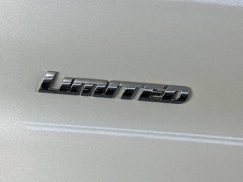 Used 2019 Toyota 4Runner Limited RWD image 29