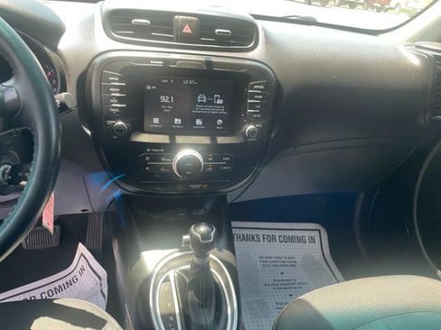 Used 2019 Kia Soul + FWD image 18