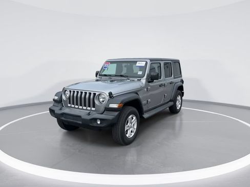 Used 2020 Jeep Wrangler Unlimited Sport S AWD/4WD image 3
