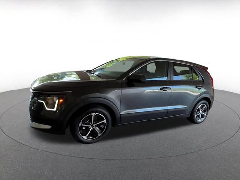 Used 2026 Kia Niro LX FWD image 8
