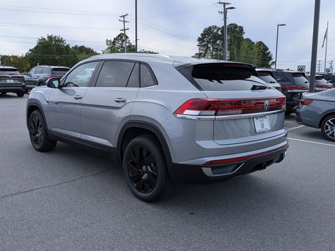 New 2026 Volkswagen Atlas Cross Sport SE AWD/4WD image 5