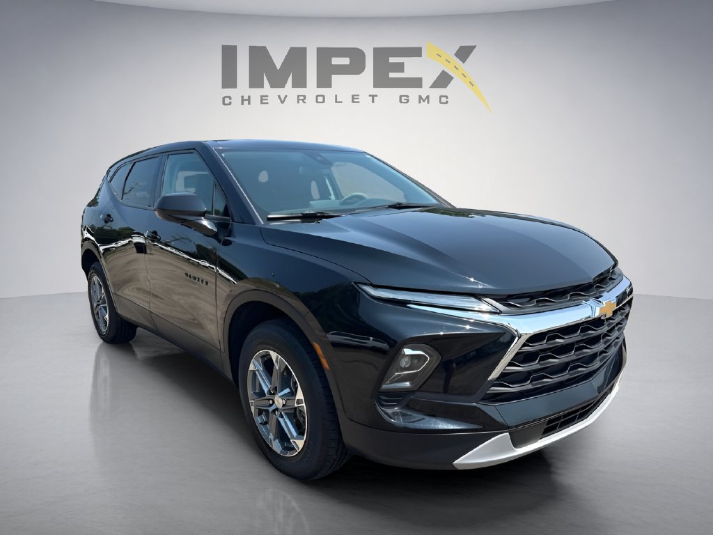 Used 2023 Chevrolet Blazer LT w/ LPO, Floor Liner Package FWD image 7