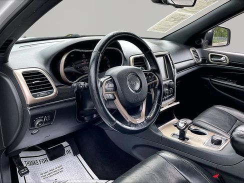 Used 2014 Jeep Grand Cherokee Limited w/ Luxury Group II AWD/4WD image 19
