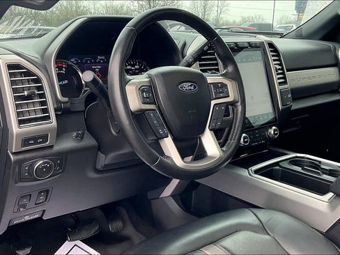 Used 2021 Ford F450 Platinum w/ FX4 Off-Road Package image 20