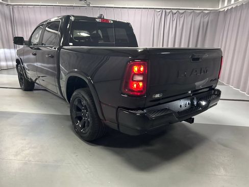 Used 2025 RAM 1500 Big Horn AWD/4WD image 5