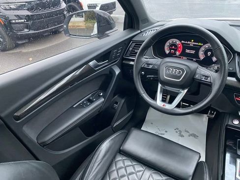 Used 2023 Audi SQ5 Prestige image 35