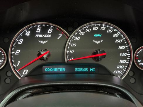 Used 2006 Chevrolet Corvette Coupe w/ Preferred Equipment Group RWD image 27