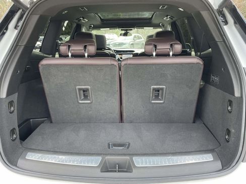 Certified 2023 Cadillac XT6 Premium Luxury image 10