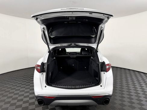Used 2022 Alfa Romeo Stelvio Ti AWD/4WD image 13