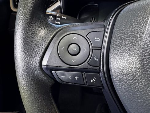 Used 2023 Toyota RAV4 XLE AWD/4WD image 25