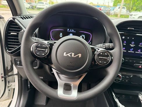 Certified 2023 Kia Soul S FWD image 14