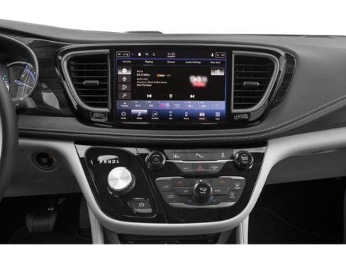 Used 2022 Chrysler Pacifica Pinnacle FWD image 13