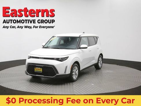 Used 2024 Kia Soul LX w/ Option Group 015 FWD image 52