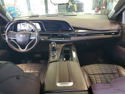Used 2023 Cadillac Escalade Sport Platinum w/ LPO, ONYX Package AWD/4WD image 11