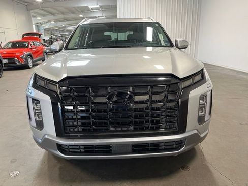 Used 2024 Hyundai Palisade Limited FWD image 8