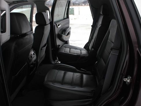 Used 2017 GMC Yukon Denali w/ Open Road Package image 43