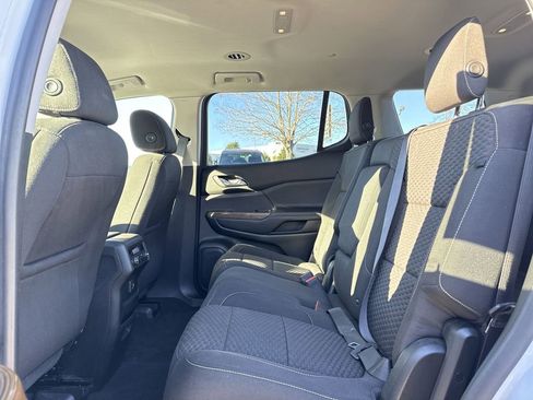 Used 2019 GMC Acadia SLE image 14