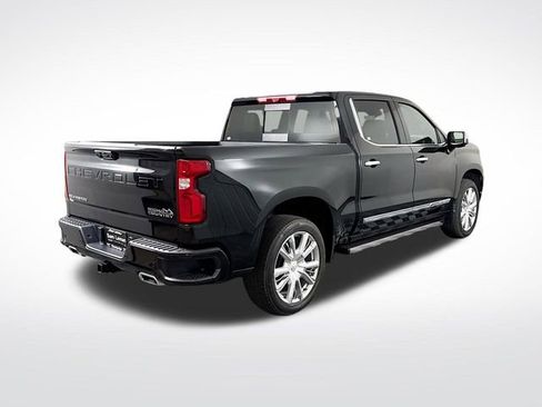 Used 2024 Chevrolet Silverado 1500 High Country w/ High Country Premium Package image 7